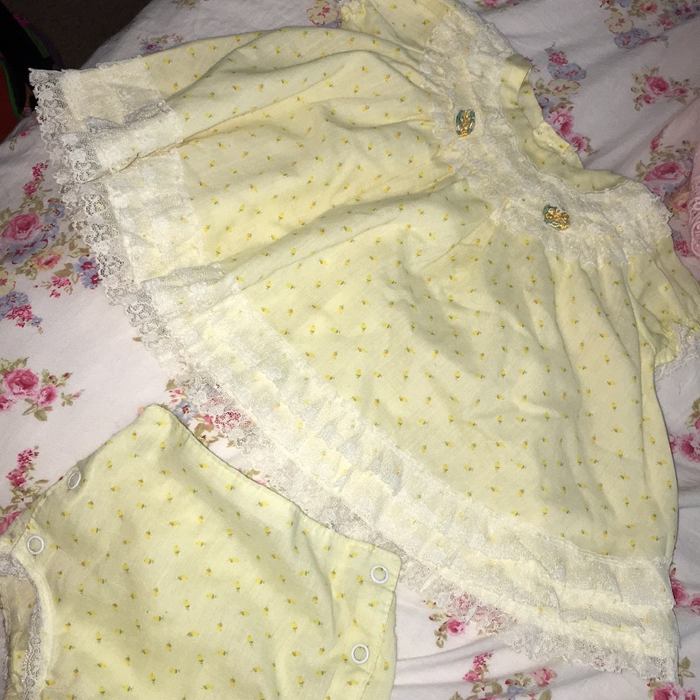 Vintage 3 mos dress with snap button underwear!!